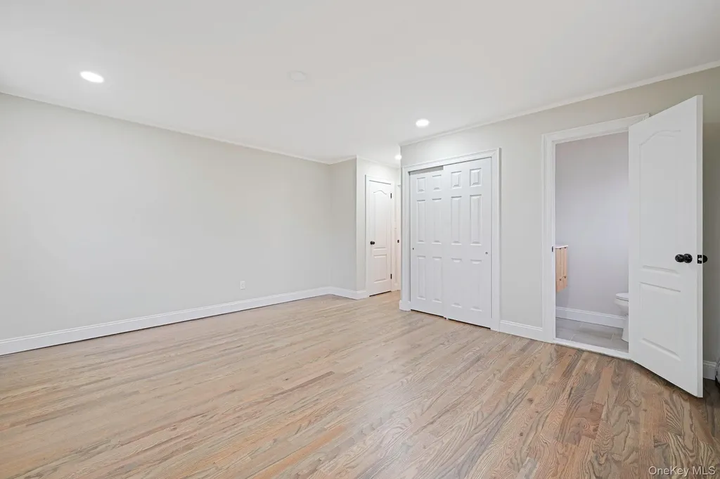 12 Crabapple Lane Commack NY 11725