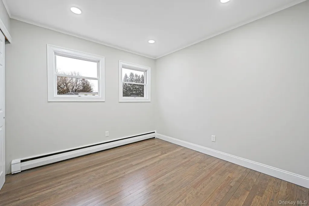 12 Crabapple Lane Commack NY 11725