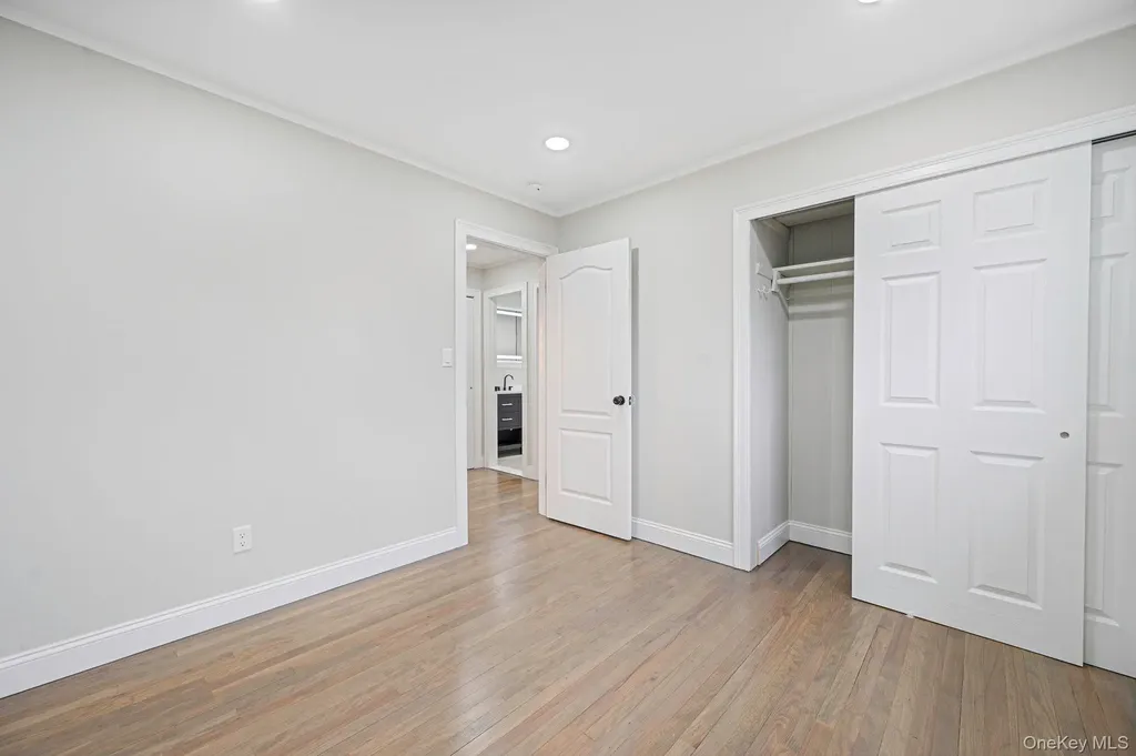 12 Crabapple Lane Commack NY 11725