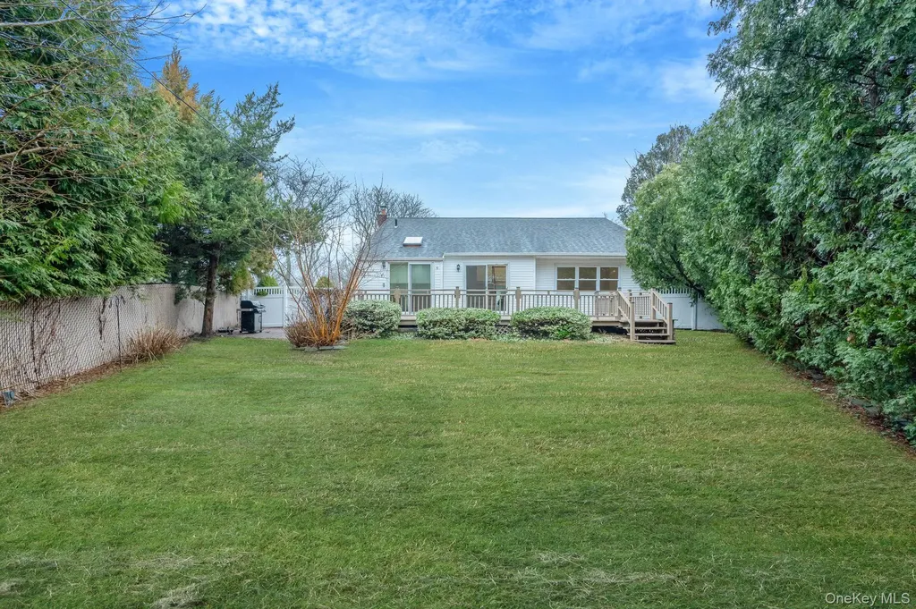 12 Crabapple Lane Commack NY 11725