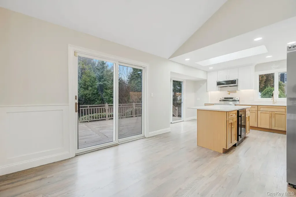 12 Crabapple Lane Commack NY 11725
