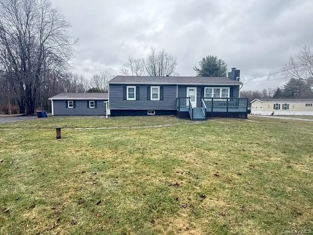 227 Whalesback Red Hook NY 12571