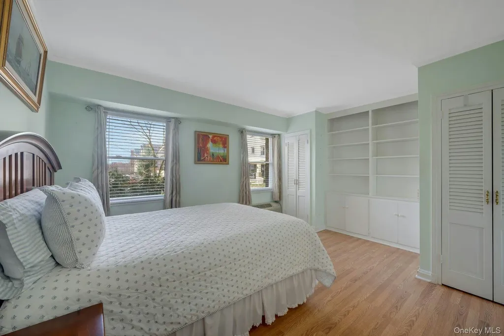 1 Stoneleigh Plaza Bronxville NY 10708
