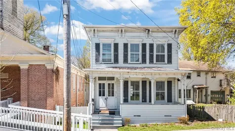 20 N Franklin Street Athens NY 12015
