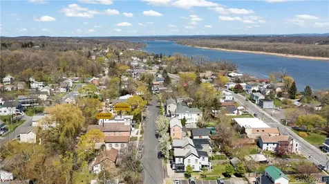 20 N Franklin Street Athens NY 12015