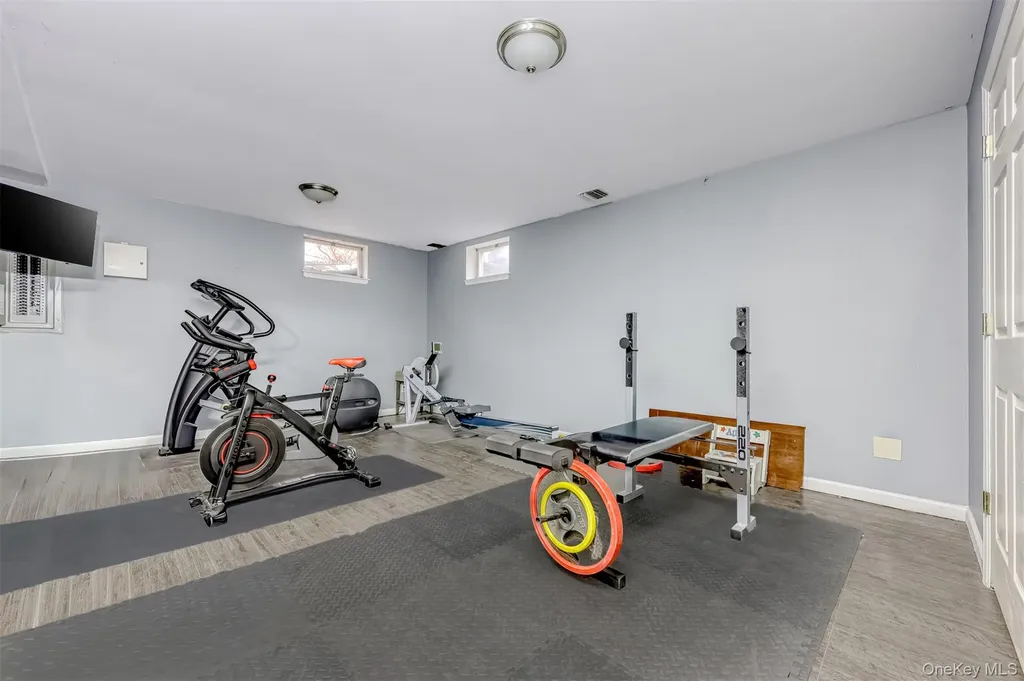 11 Mills Road Suffern NY 10901