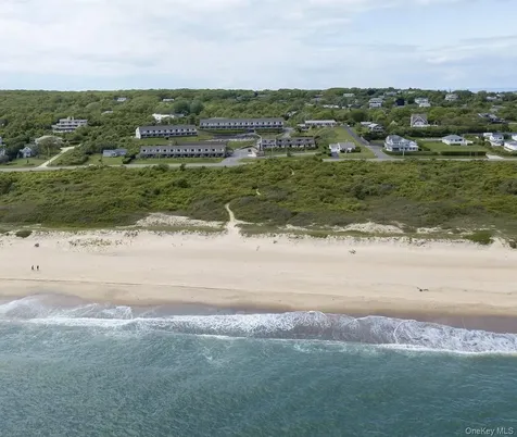 727 Old Montauk Highway Montauk NY 11954