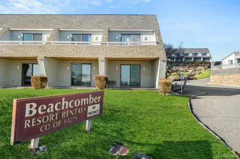 727 Old Montauk Highway Montauk NY 11954
