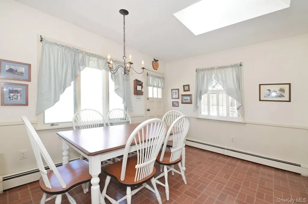 146 Kildare Road Garden City NY 11530