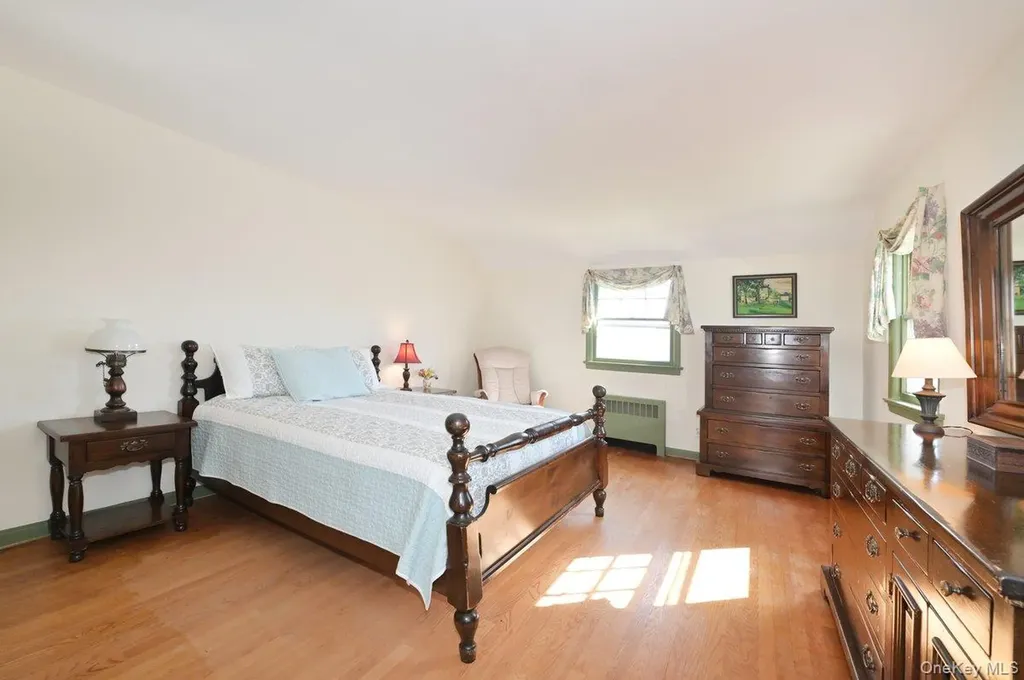 146 Kildare Road Garden City NY 11530