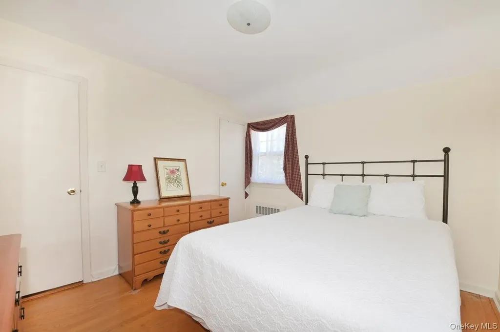 146 Kildare Road Garden City NY 11530