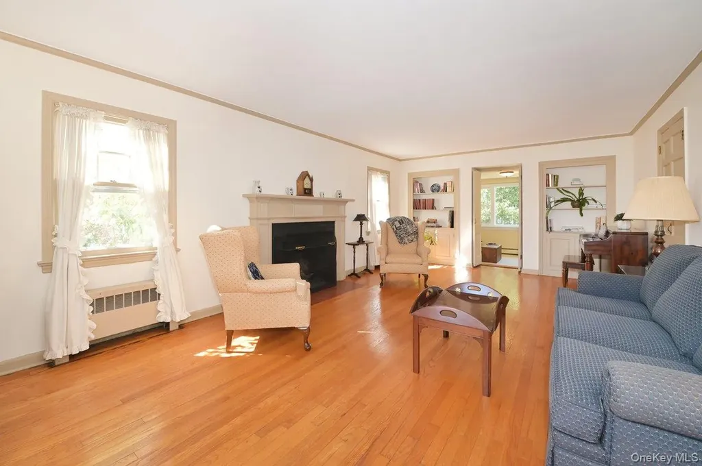146 Kildare Road Garden City NY 11530