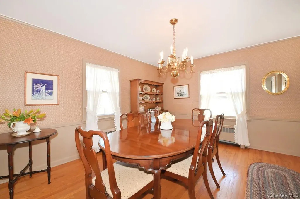 146 Kildare Road Garden City NY 11530
