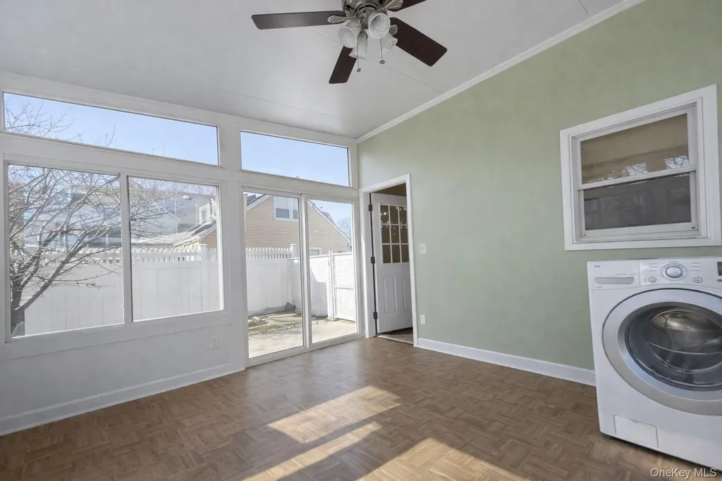 93 Birch Avenue E Farmingdale NY 11735