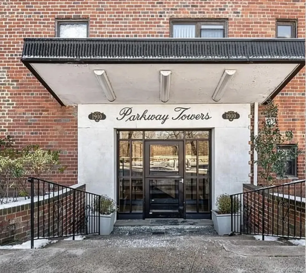 1910 Pelham Parkway S Bronx NY 10461
