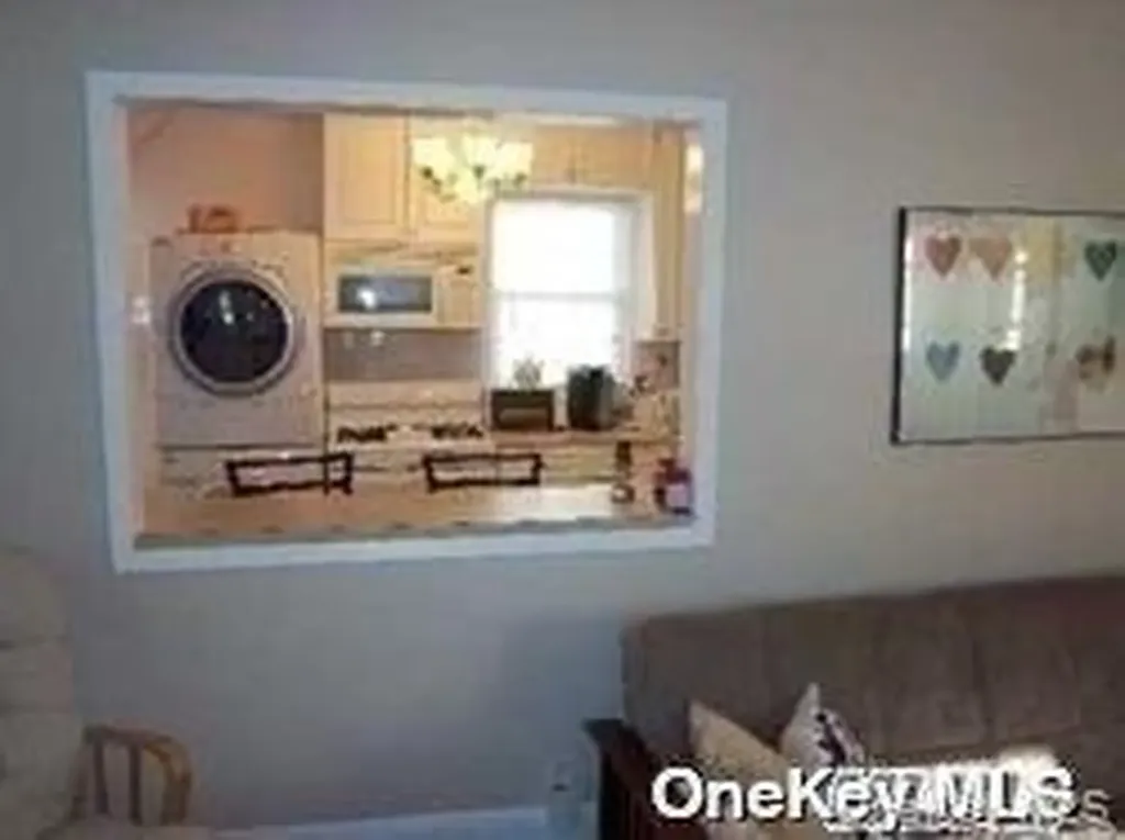 127 Gordon Road Valley Stream NY 11581