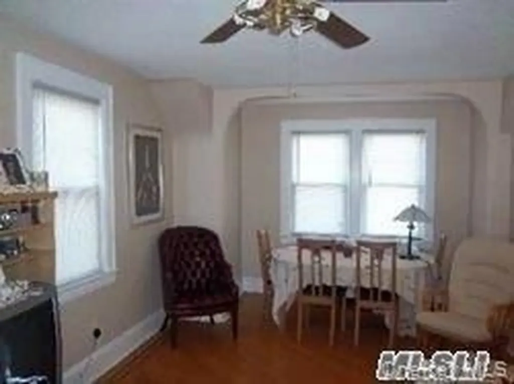 127 Gordon Road Valley Stream NY 11581