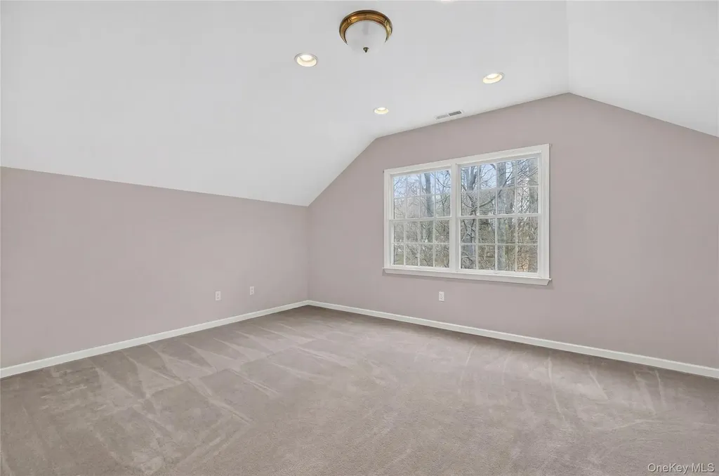 19 Parkview Circle Carmel NY 10512