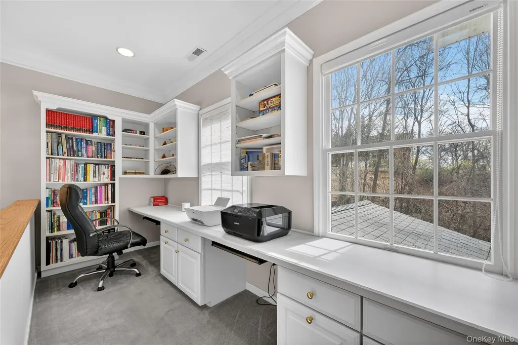 19 Parkview Circle Carmel NY 10512