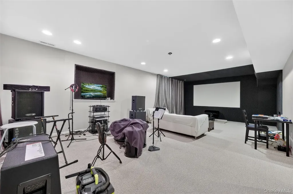 19 Parkview Circle Carmel NY 10512