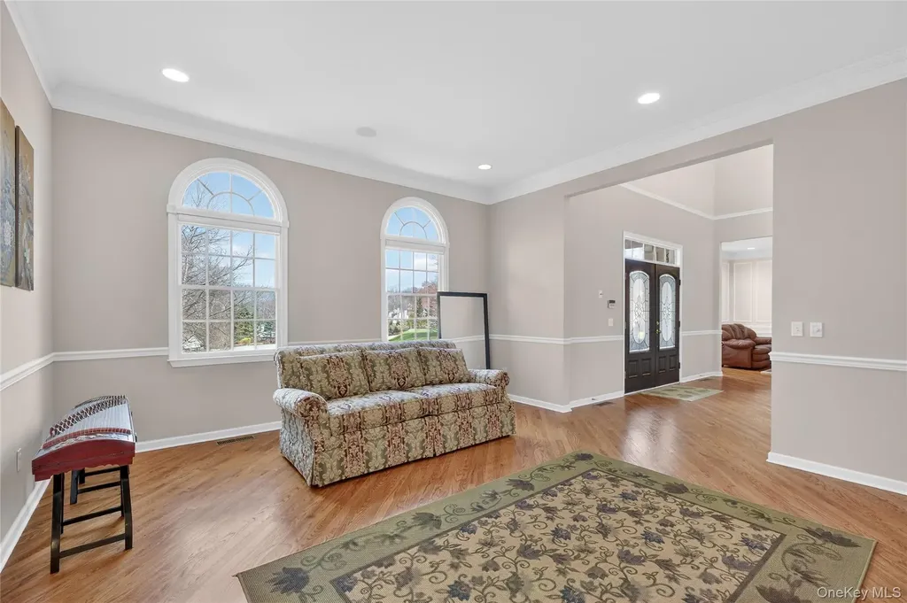19 Parkview Circle Carmel NY 10512