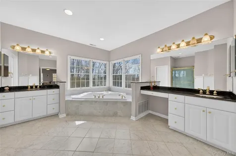 19 Parkview Circle Carmel NY 10512