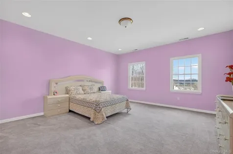 19 Parkview Circle Carmel NY 10512