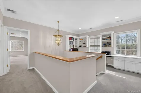 19 Parkview Circle Carmel NY 10512