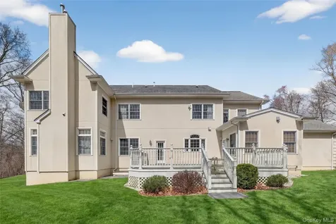19 Parkview Circle Carmel NY 10512