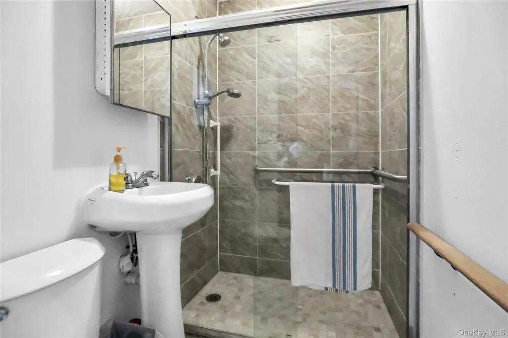 30 Ashford Drive Bohemia NY 11716