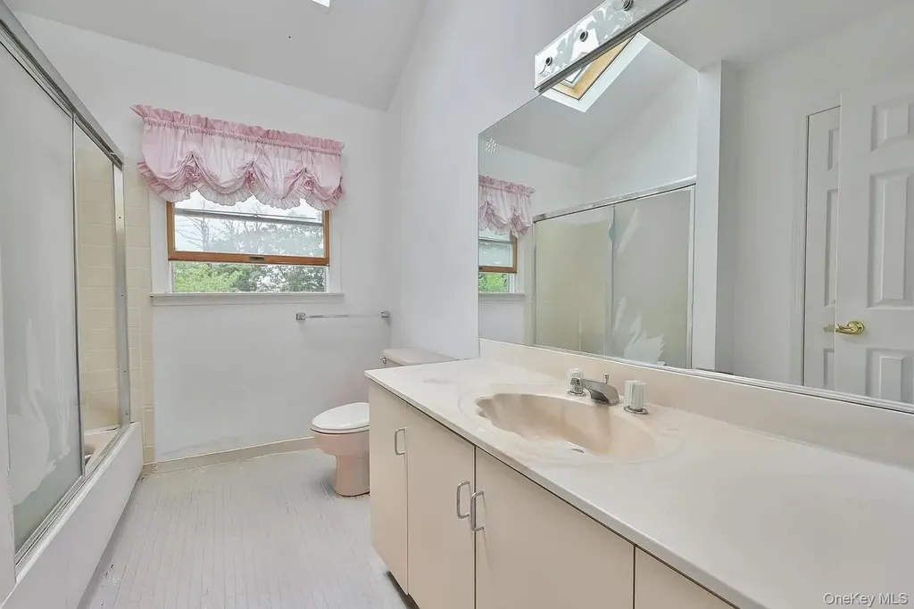 30 Ashford Drive Bohemia NY 11716