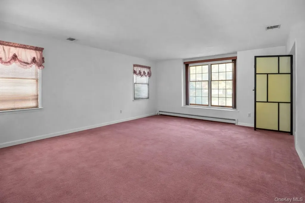 30 Ashford Drive Bohemia NY 11716