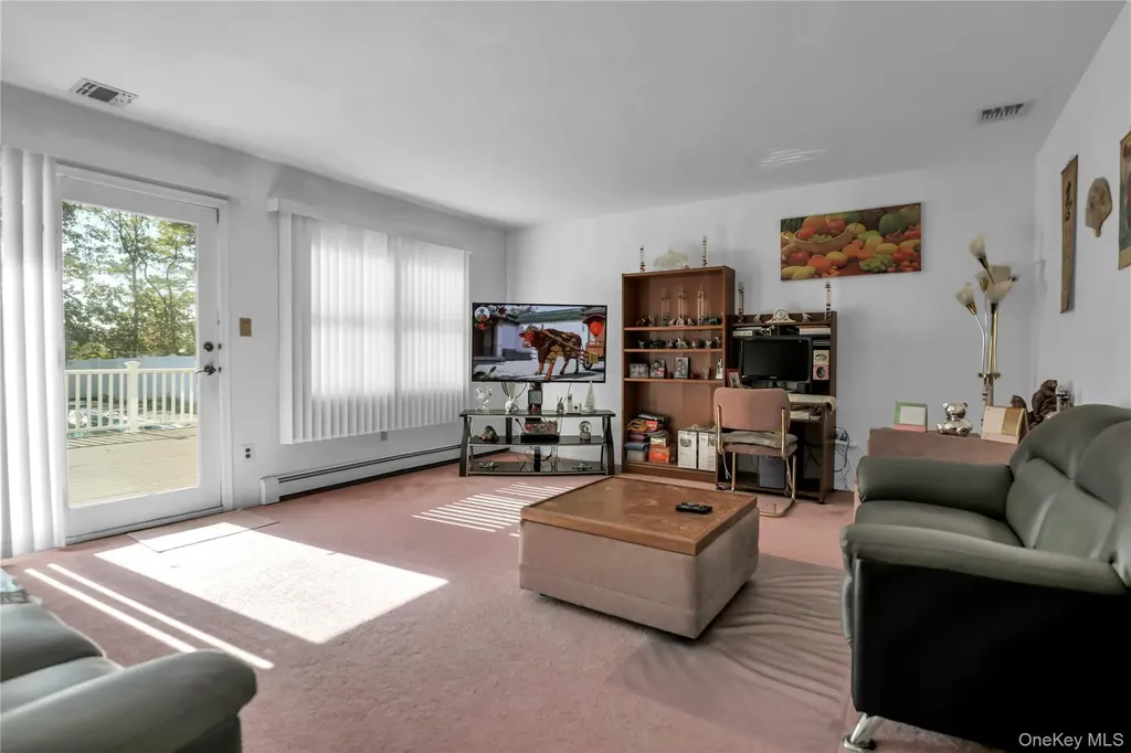 30 Ashford Drive Bohemia NY 11716