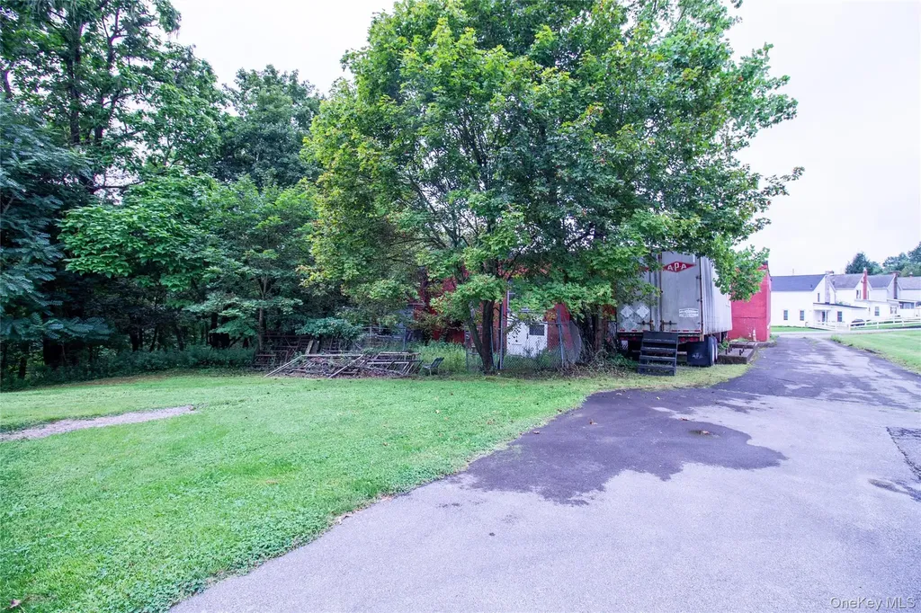 22 Creamery Road Johnson NY 10919