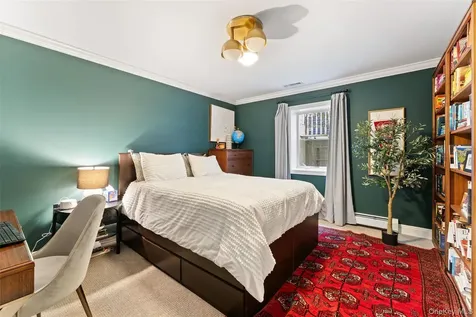 33 Wynmor Road Scarsdale NY 10583