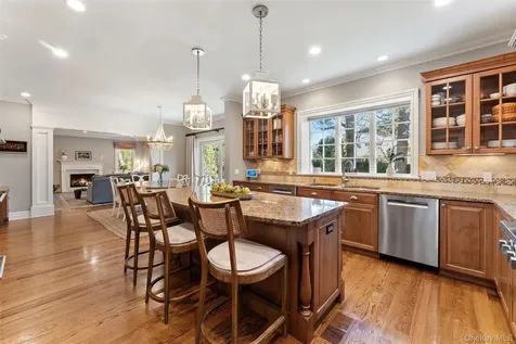 33 Wynmor Road Scarsdale NY 10583