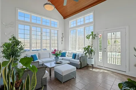 350 Wooded Hill Court Chappaqua NY 10514