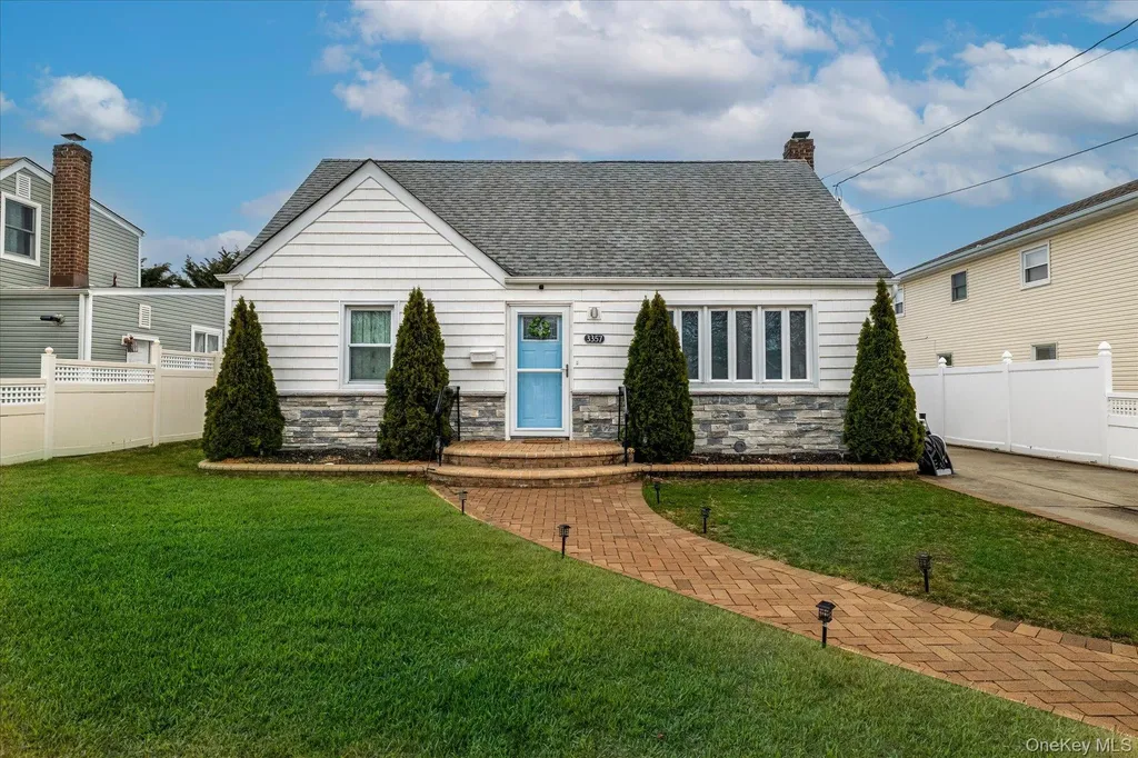 3357 4th Street Oceanside NY 11572
