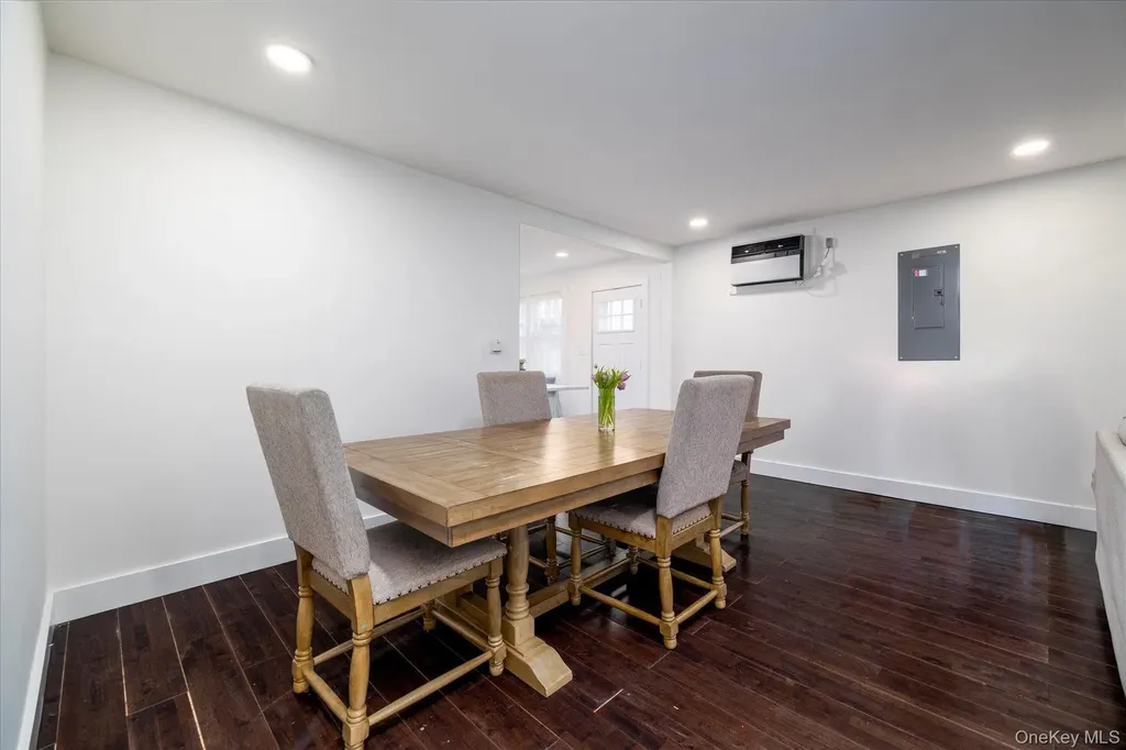 3357 4th Street Oceanside NY 11572