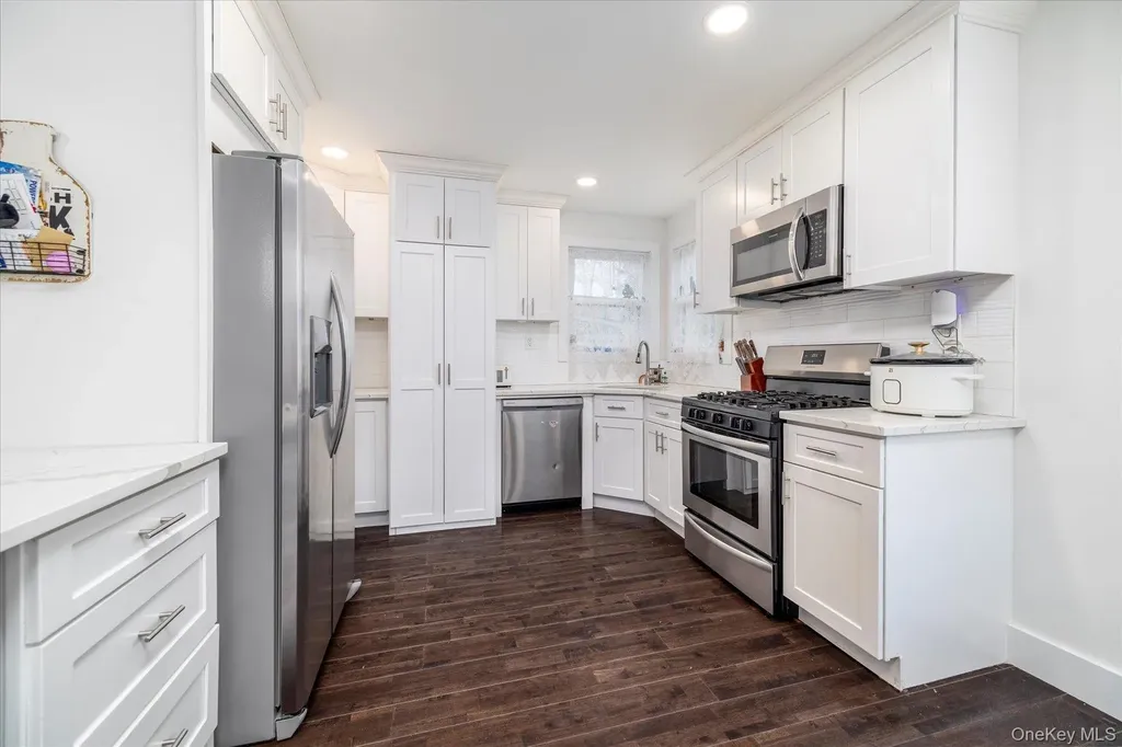 3357 4th Street Oceanside NY 11572