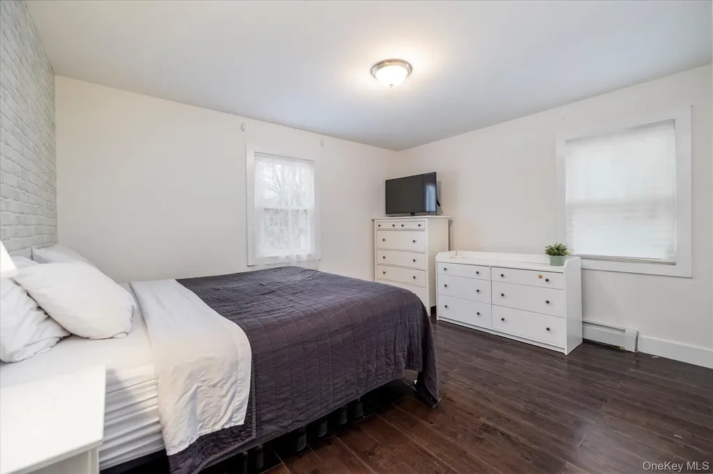 3357 4th Street Oceanside NY 11572