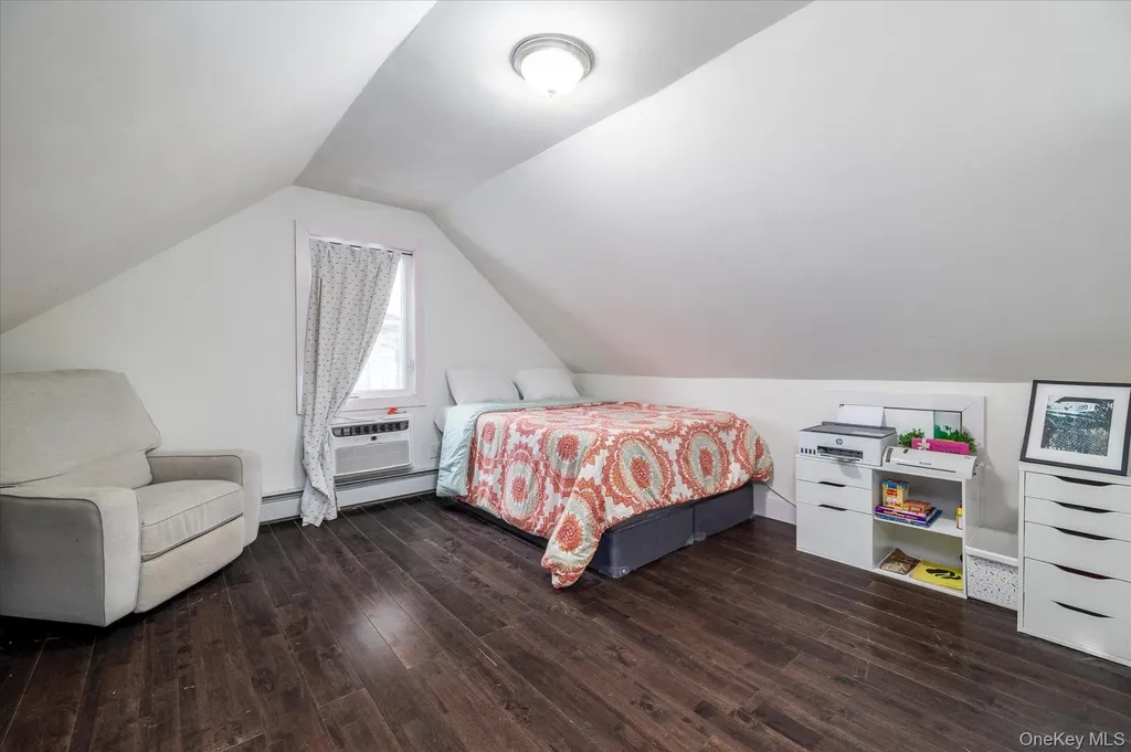 3357 4th Street Oceanside NY 11572