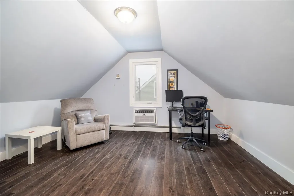 3357 4th Street Oceanside NY 11572