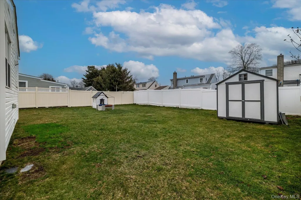 3357 4th Street Oceanside NY 11572