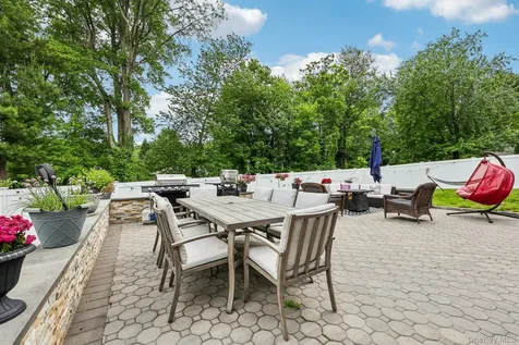 30 Rutledge Road Scarsdale NY 10583