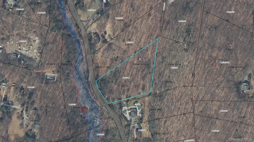 54 Lovers Lane Putnam Valley NY 10579