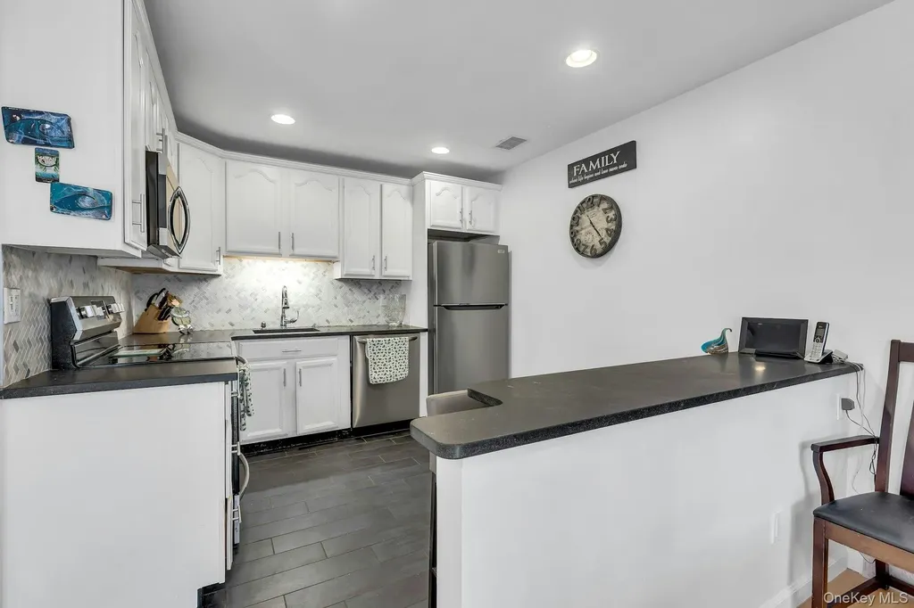 864 Skyline Drive Coram NY 11727