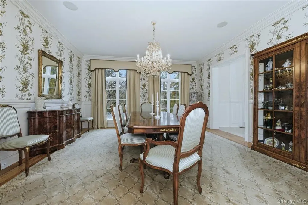 17 Plover Lane Lloyd Harbor NY 11743