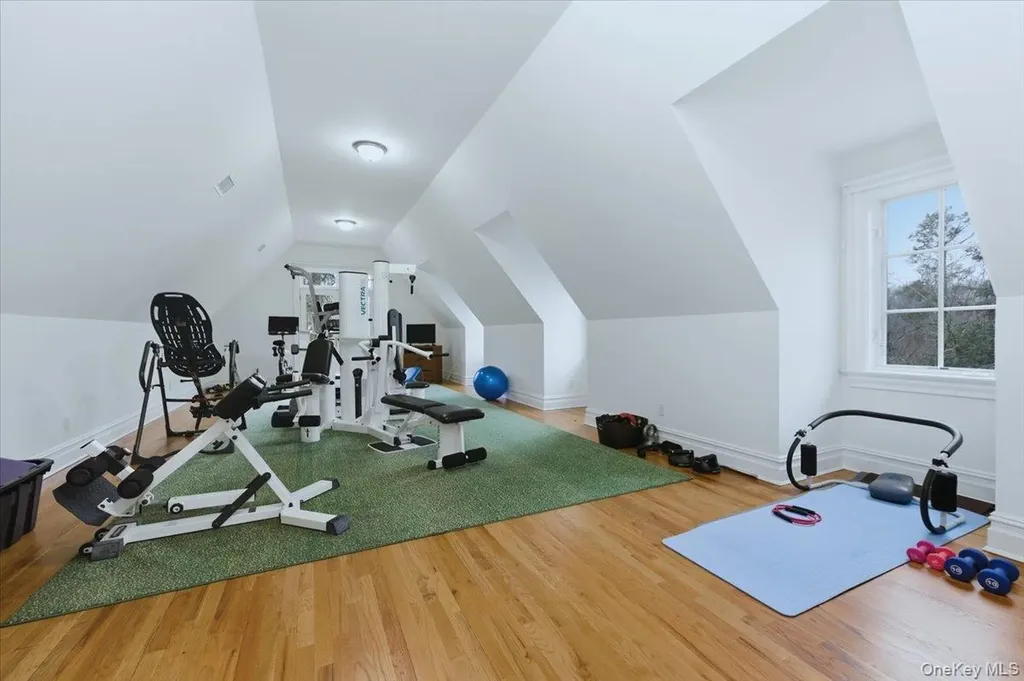 17 Plover Lane Lloyd Harbor NY 11743