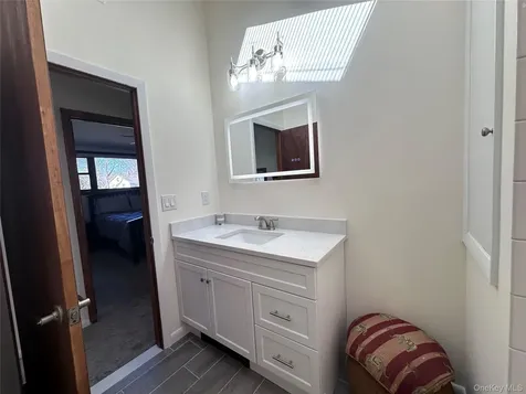 13 James Street Montrose NY 10548